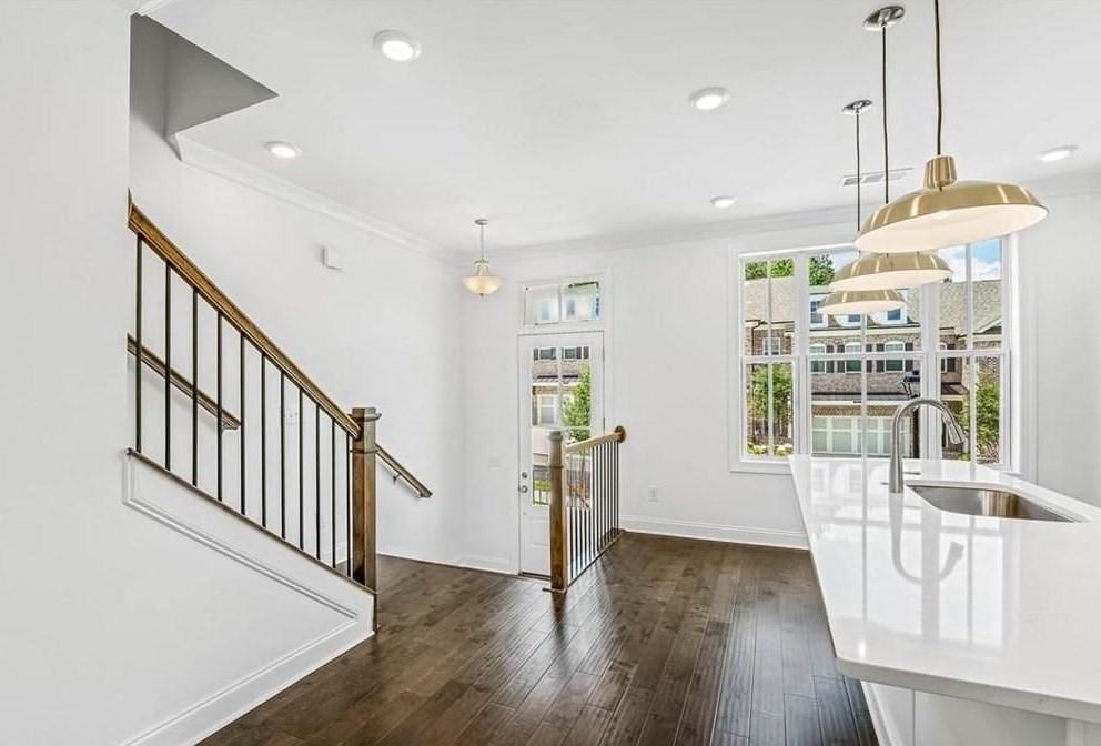 4590 Sims Park Overlook - Photo 2 of 16