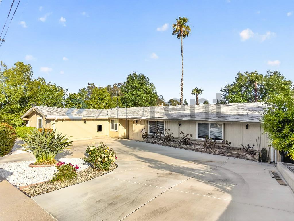 20520 Rhoda St #1 - Photo 2 of 35