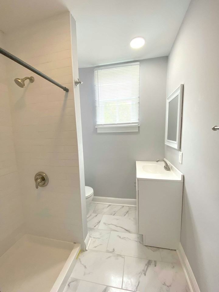 424 East 32nd Street, Unit 424 - Photo 7 of 10