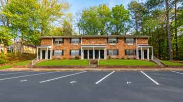 featured image of 1024 Ashwood Ct