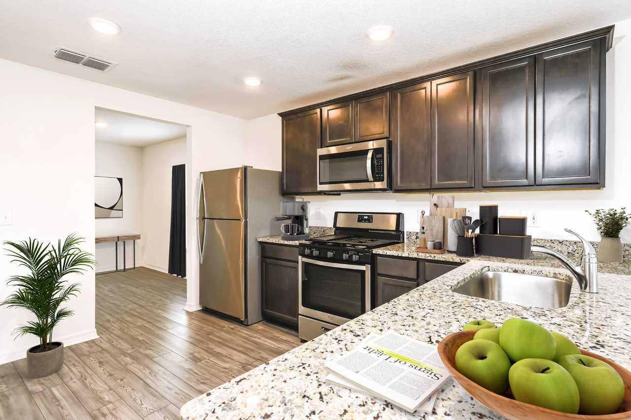 497 Kensington View Dr - Photo 3 of 19