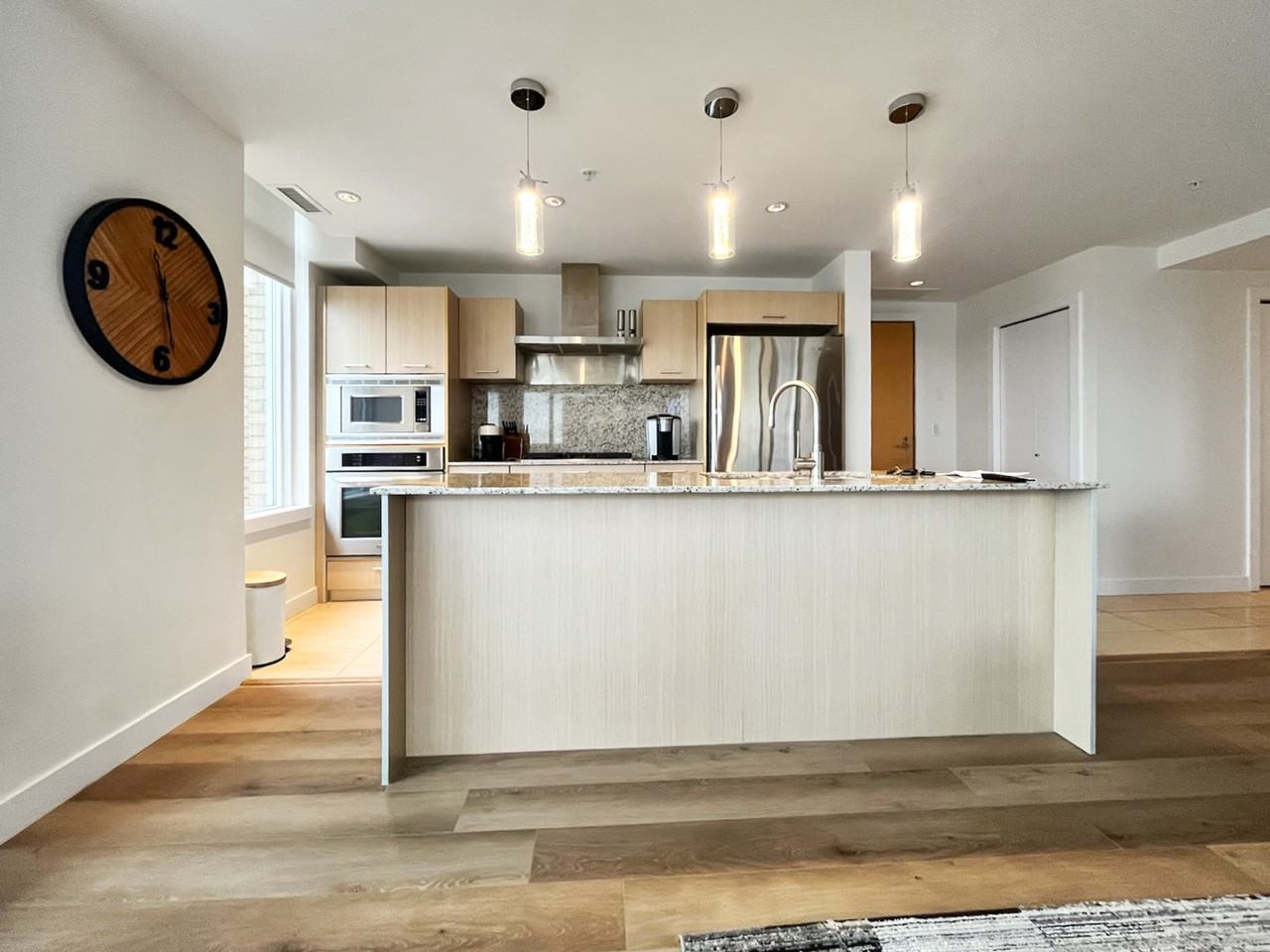 2510 109 St Nw - Photo 5 of 11