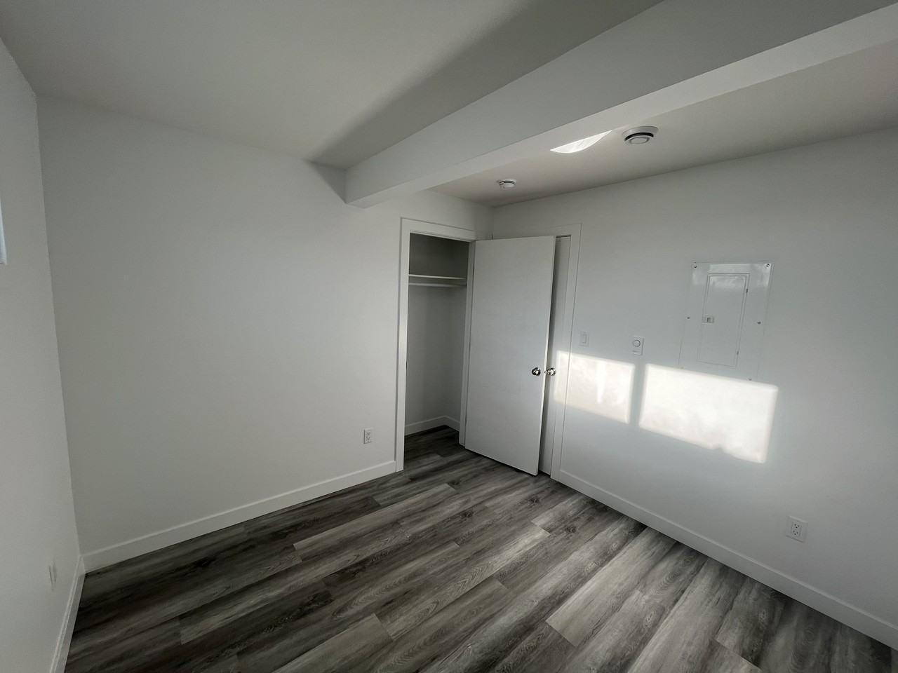 115 Stromberg Cres - Photo 4 of 9