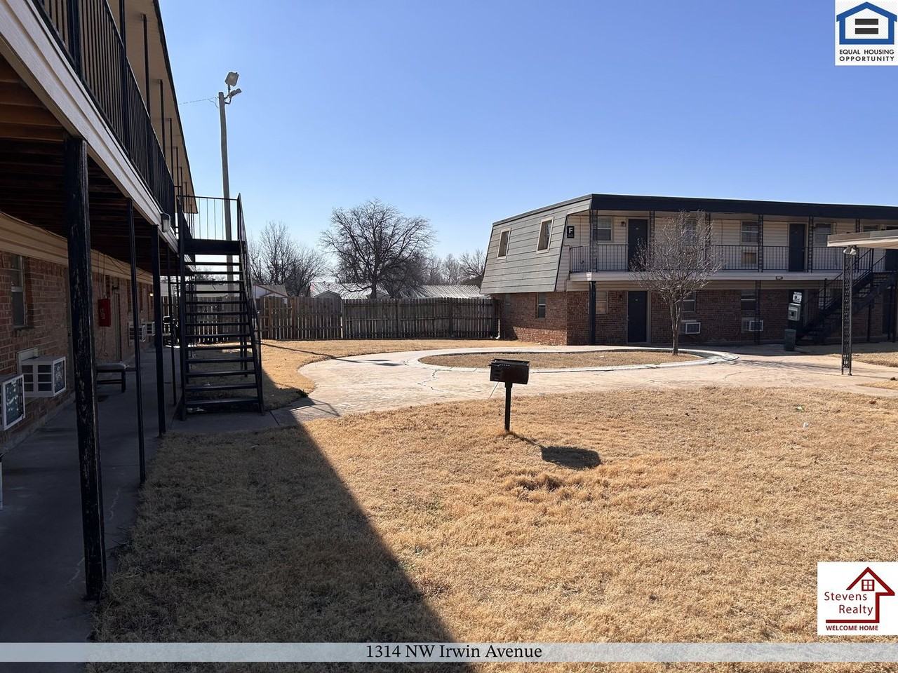 1314 Nw Irwin Ave #3 - Photo 4 of 16
