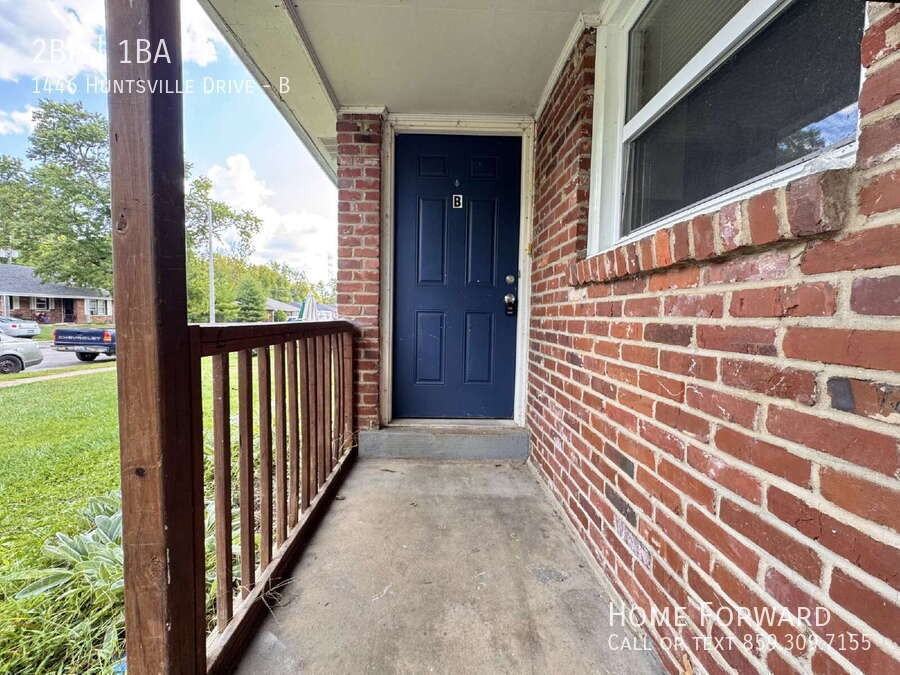 1446 Huntsville Dr #B - Photo 3 of 14