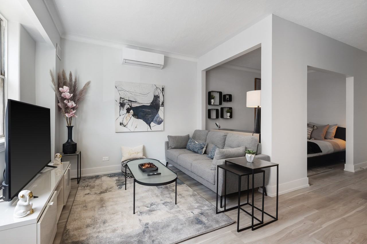 280 Laurier E. - Photo 2 of 36