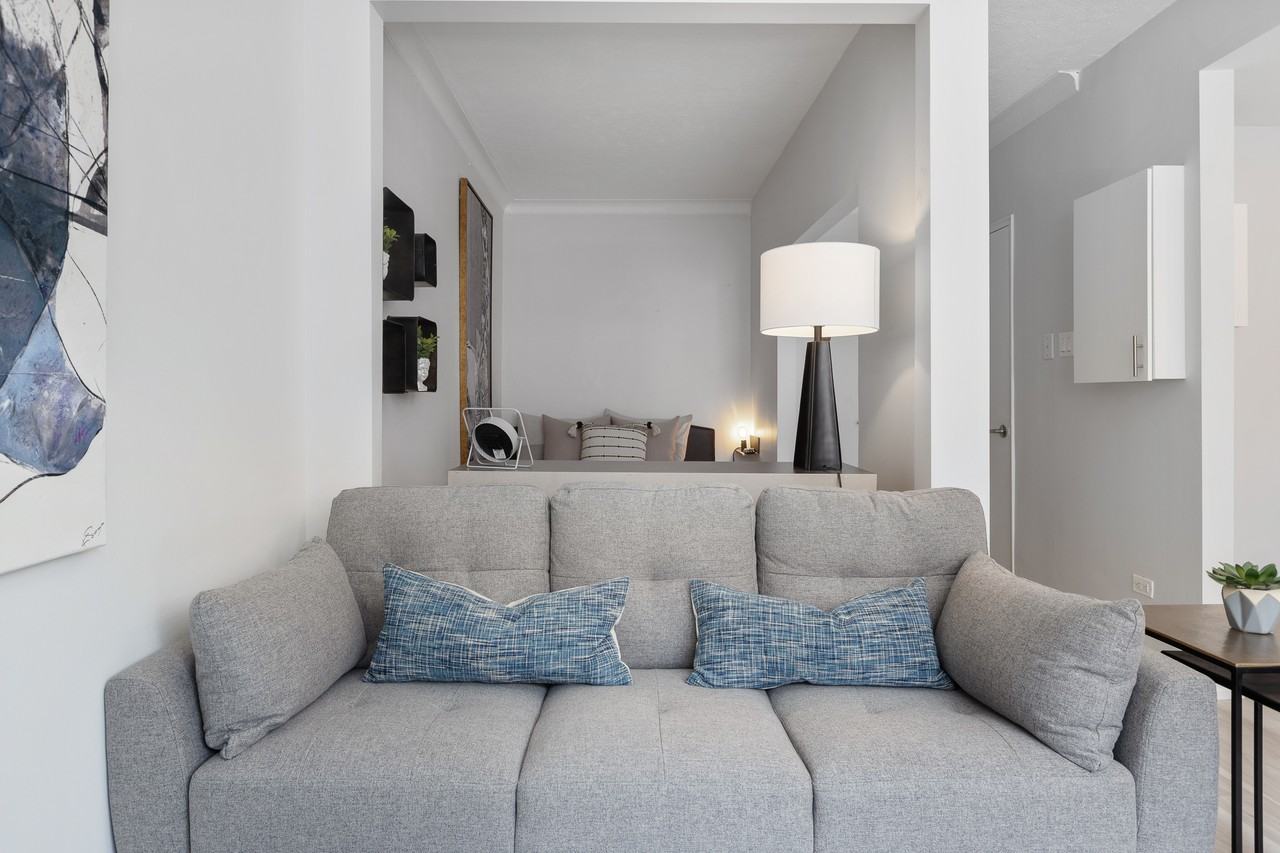 280 Laurier E. - Photo 5 of 36