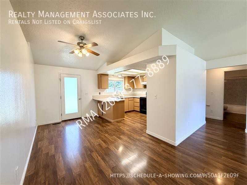 2324 Yucca Pl - Photo 5 of 15