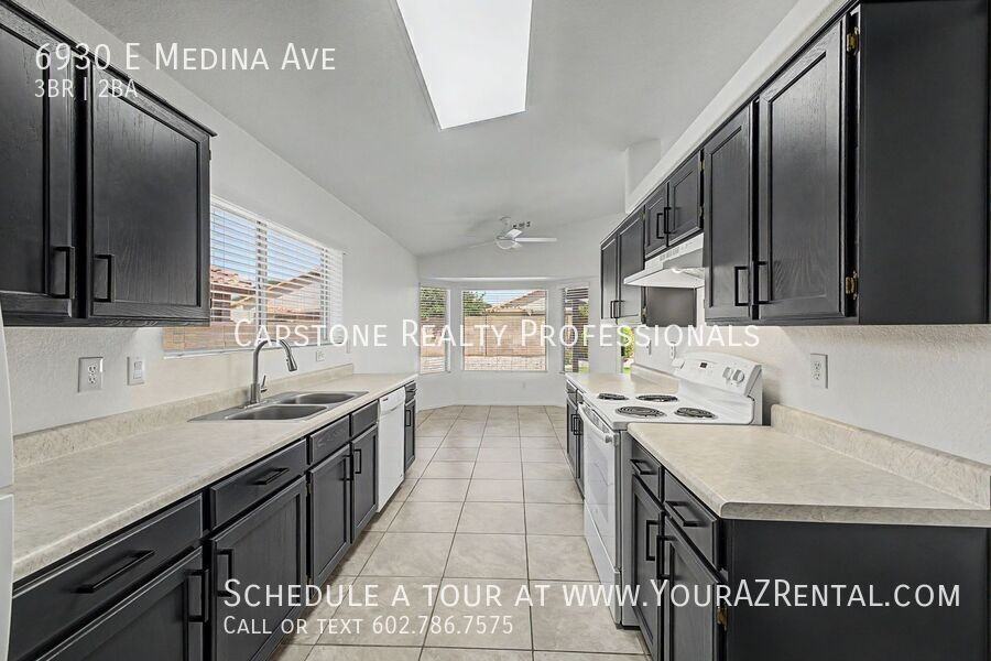 6930 E Medina Ave - Photo 7 of 23