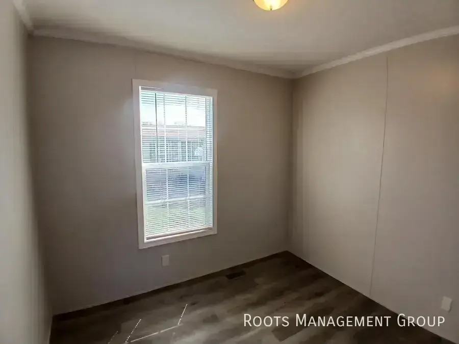 614 Carriage Lane Est #614 - Photo 5 of 11