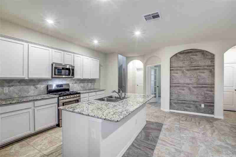 4354 Umber Shadow Dr - Photo 5 of 18