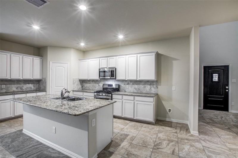 4354 Umber Shadow Dr - Photo 6 of 18