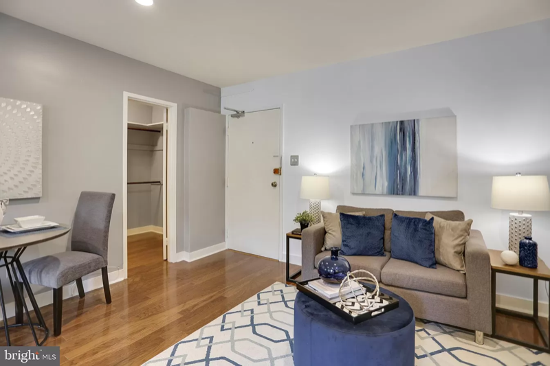 2710 Macomb St Nw #203 - Photo 4 of 18