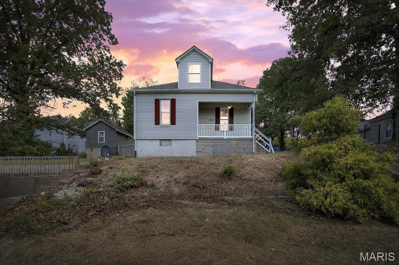 1116 E 5th St - Photo 2 of 50