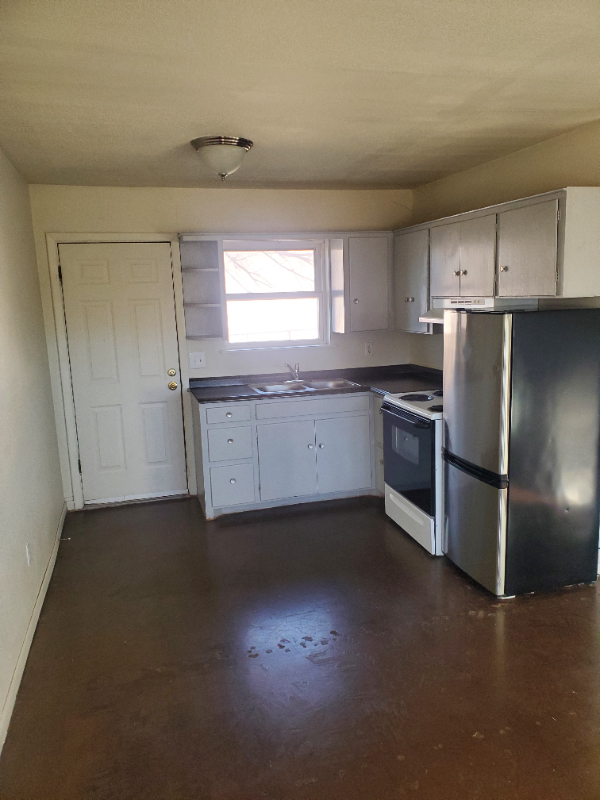 2612 5th Ave - Photo 7 of 8