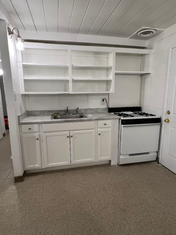 927 S Thorne Ave - Photo 4 of 25