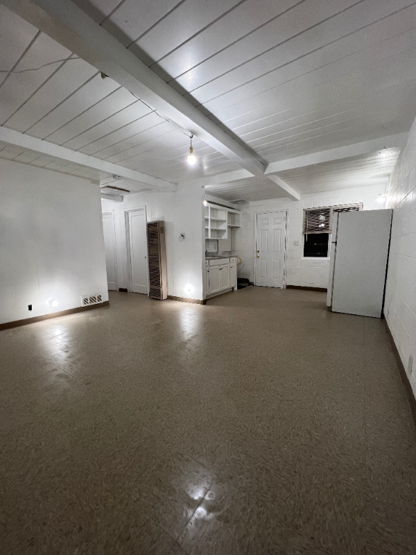 927 S Thorne Ave - Photo 6 of 25