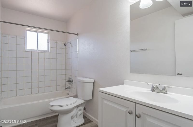 1108 E Fort Lowell Rd #1110 - Photo 3 of 8