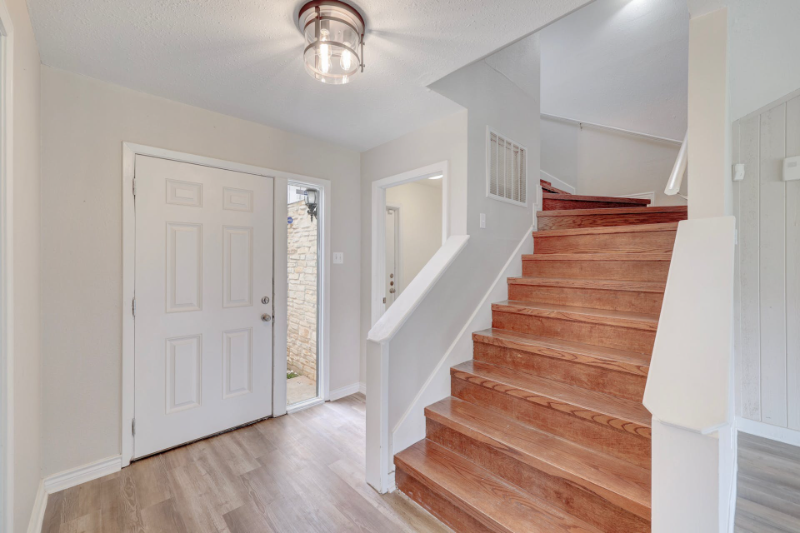 200 Woodmont Dr - Photo 7 of 30