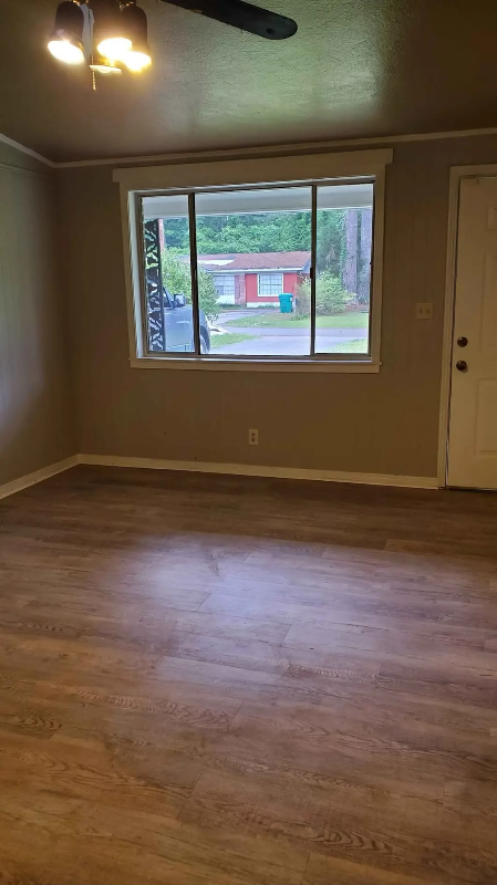 3009 Willow Dr - Photo 5 of 8