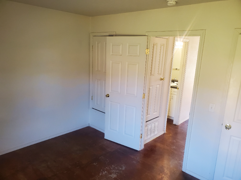 2619 2nd Ave - Photo 5 of 6