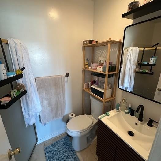 6227 Morse Ave #304 - Photo 3 of 7