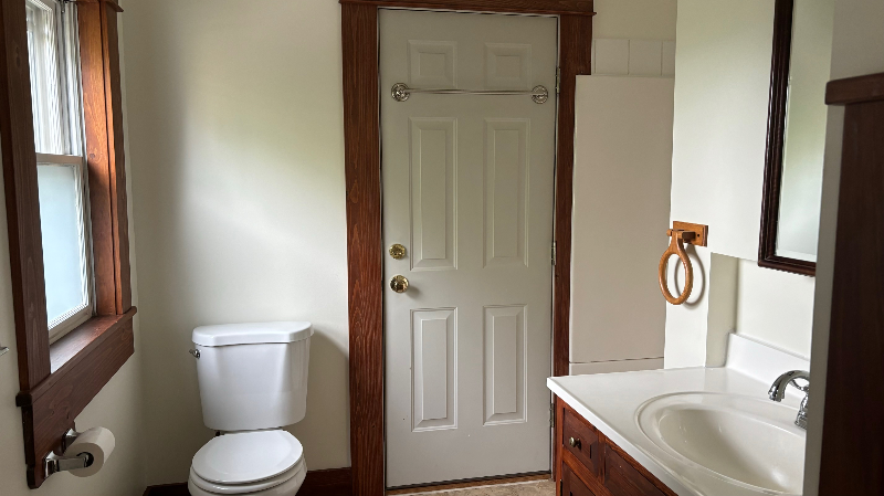 261 Main St #4 - Photo 7 of 11