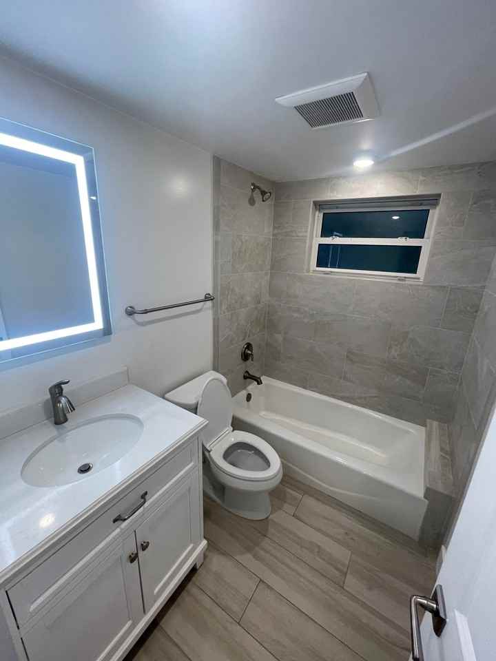 127 Monroe Dr #1 - Photo 5 of 8