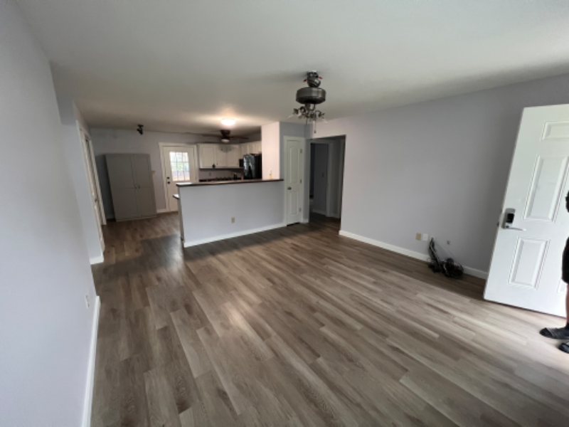 1502 Elrod St Se - Photo 5 of 10