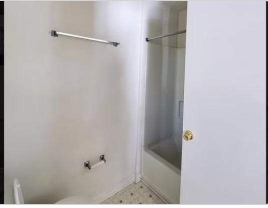 1140 Carlton Ave #102 - Photo 4 of 9