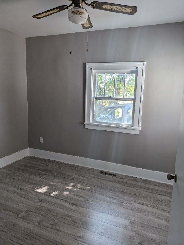 709 N Blaine St - Photo 4 of 9