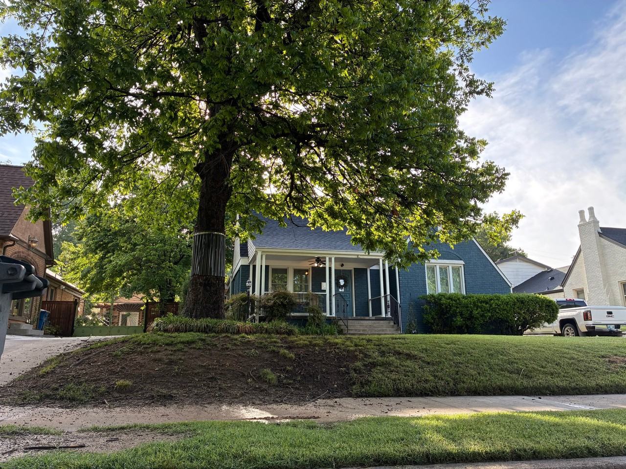 1715 S College Ave - Photo 4 of 19