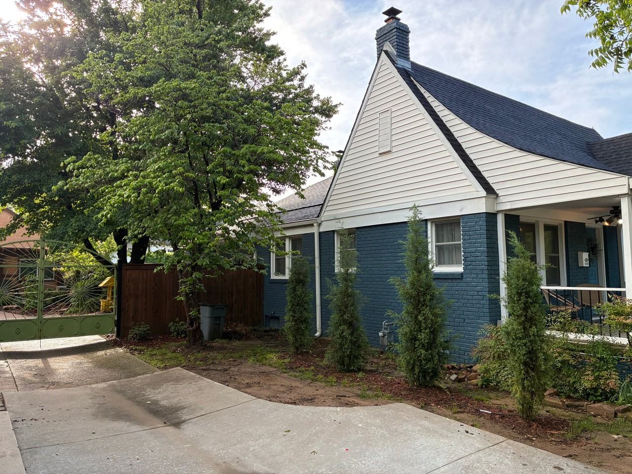 1715 S College Ave - Photo 5 of 19