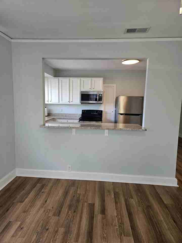 46 W 11th St #3 - Photo 5 of 24