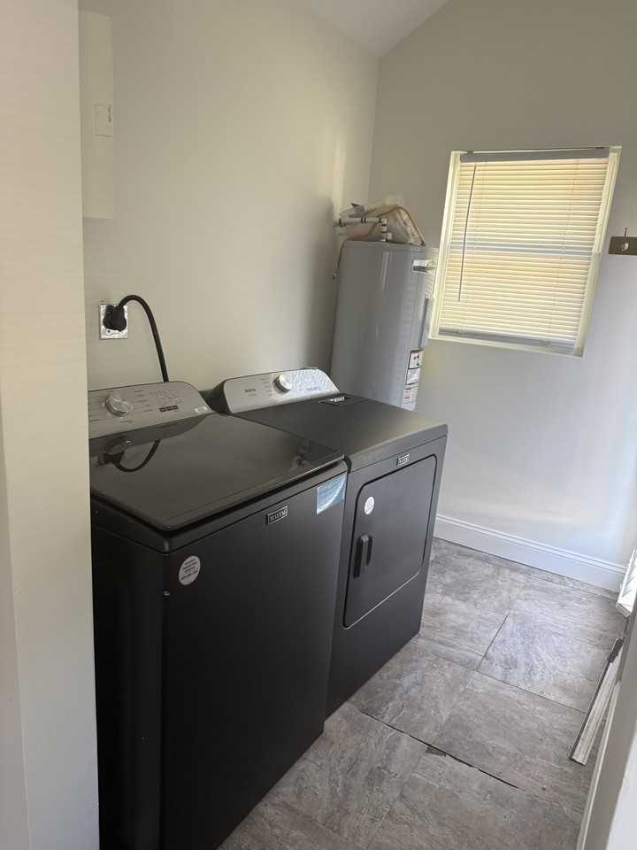 2301 Lawndale Dr #NA - Photo 6 of 11