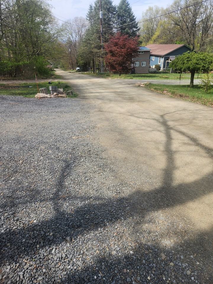 34 Blue Mountain Hts - Photo 2 of 6