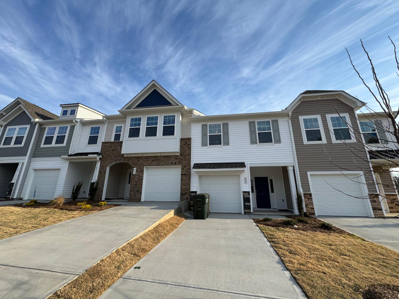 49 Lavender Ln - Photo 2 of 19