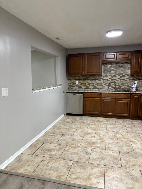 4246 Redonda Ln - Photo 5 of 17