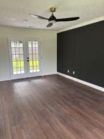 featured image of 859 Dekalb St