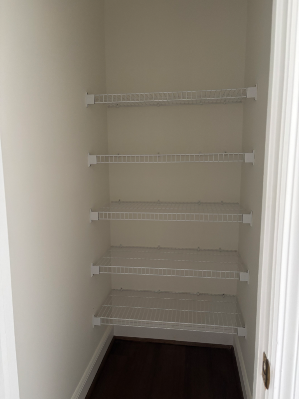 859 Dekalb St - Photo 6 of 8