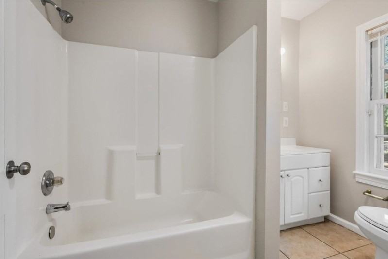 106 Dixie Dr #3 - Photo 6 of 7