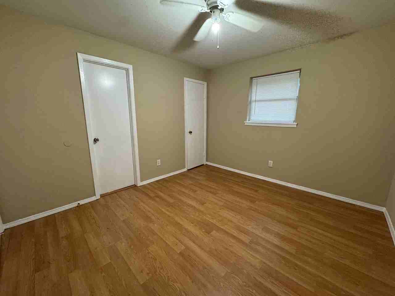 1034 W Village Ct #C - Photo 4 of 8
