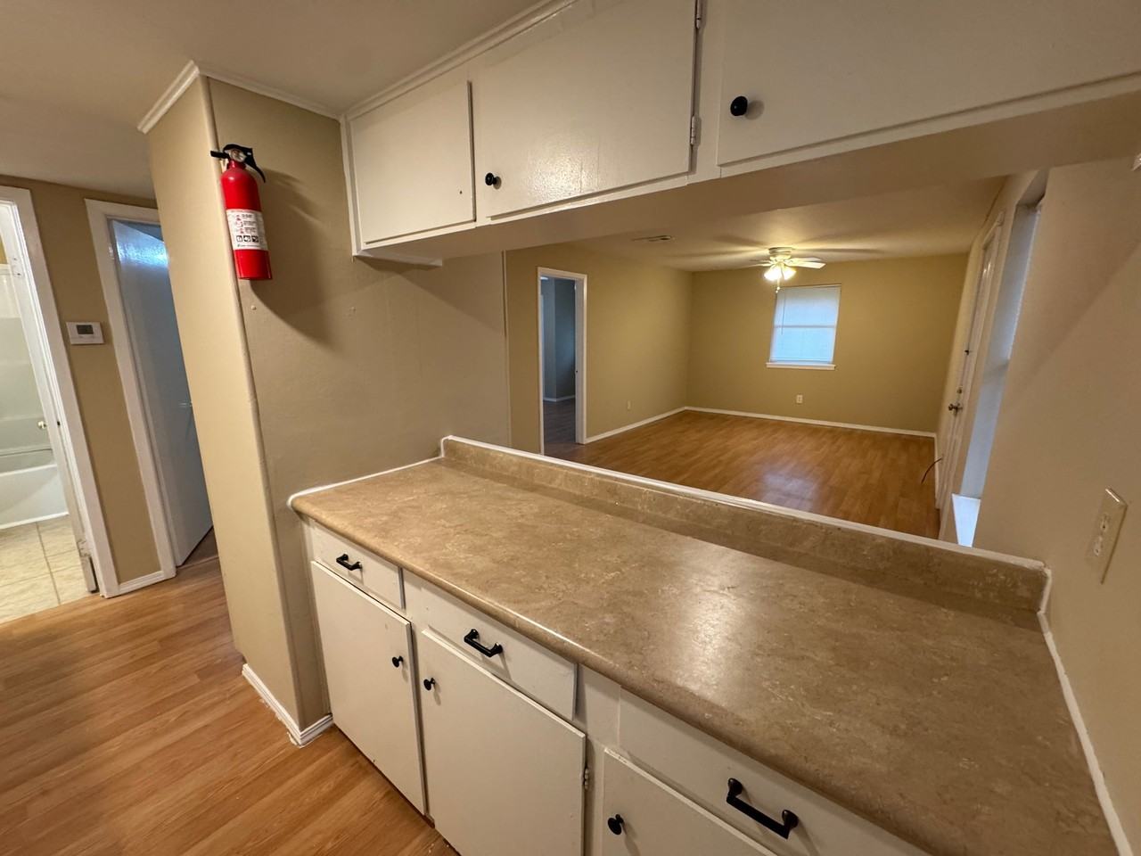 1034 W Village Ct #C - Photo 7 of 8