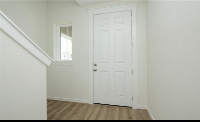 7546 Coral Terrace Dr - Photo 7 of 10