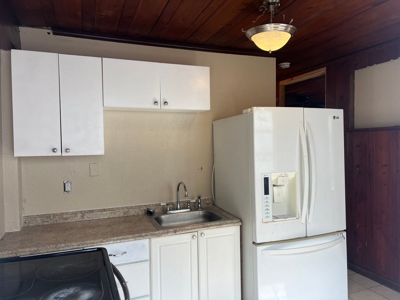 1806 36th Ave W - Photo 6 of 11