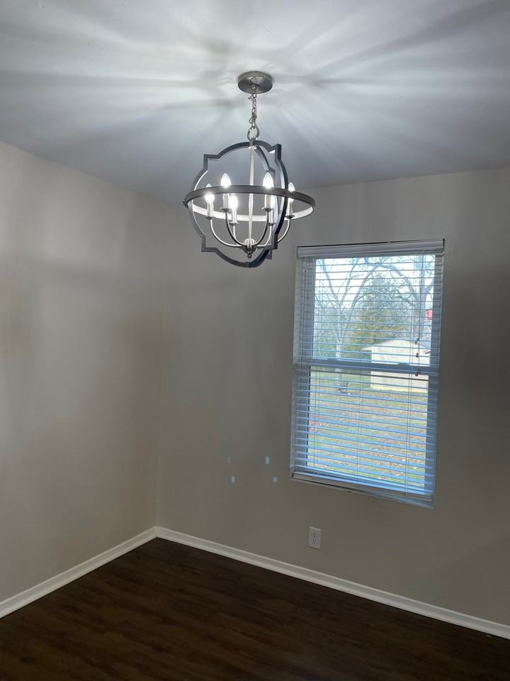 1225 W Hanna St - Photo 7 of 11