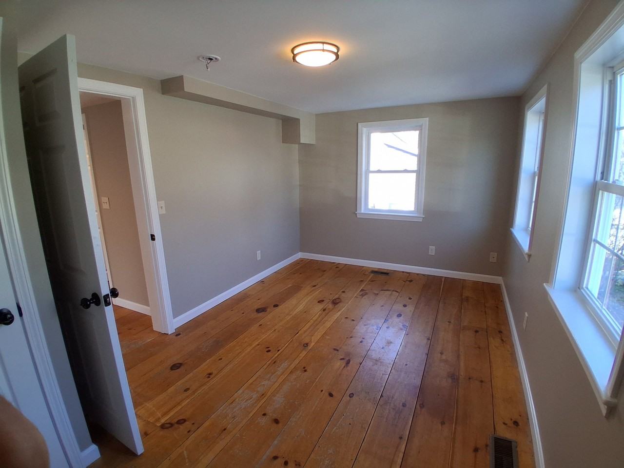 58 Maple St #1stFL - Photo 6 of 17