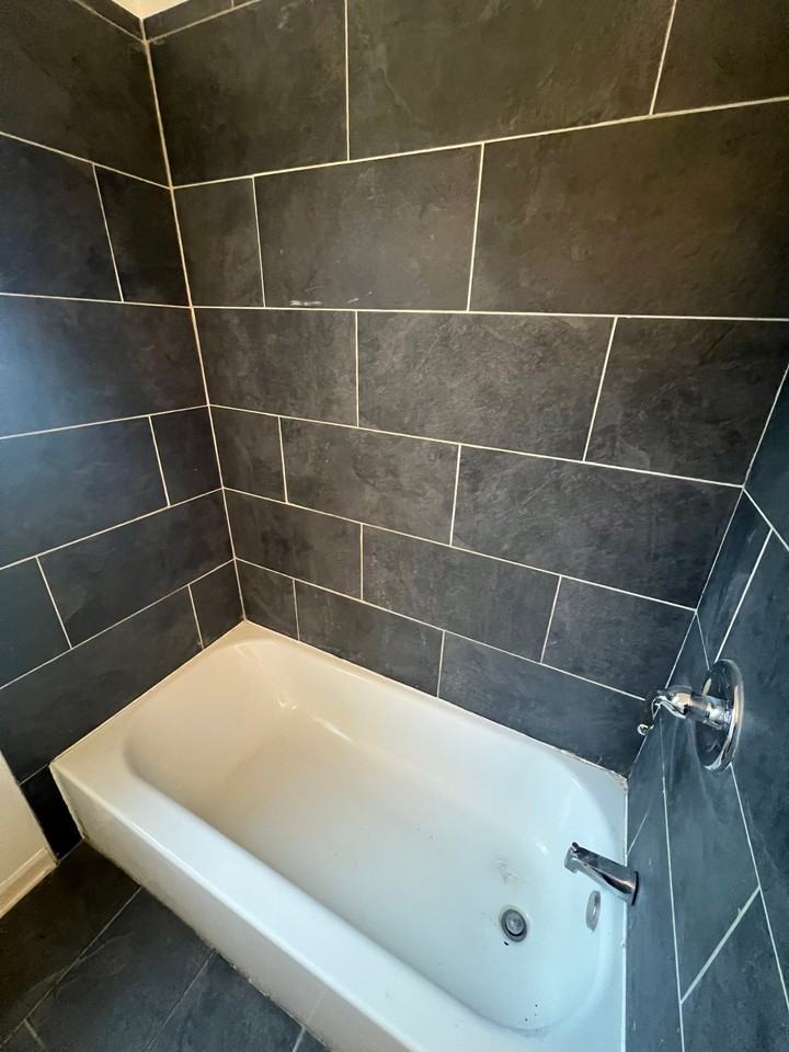 138 W 70th St #1 - Photo 7 of 14