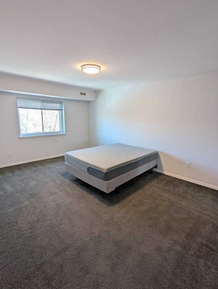 47301 Delaire Landing Rd #301 - Photo 6 of 21