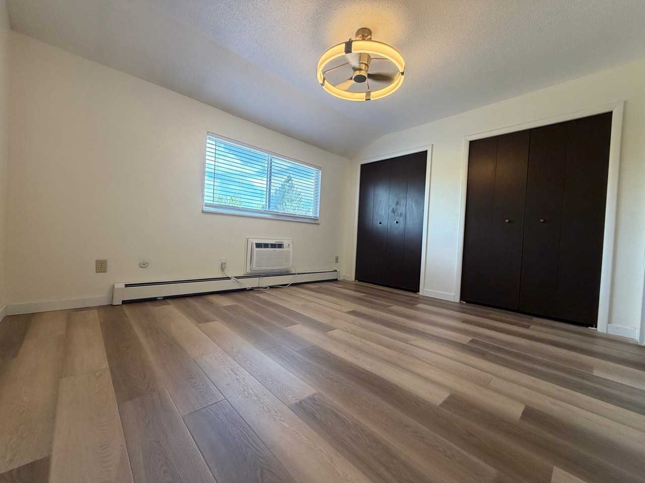 919 44th Avenue Ct - Photo 7 of 10